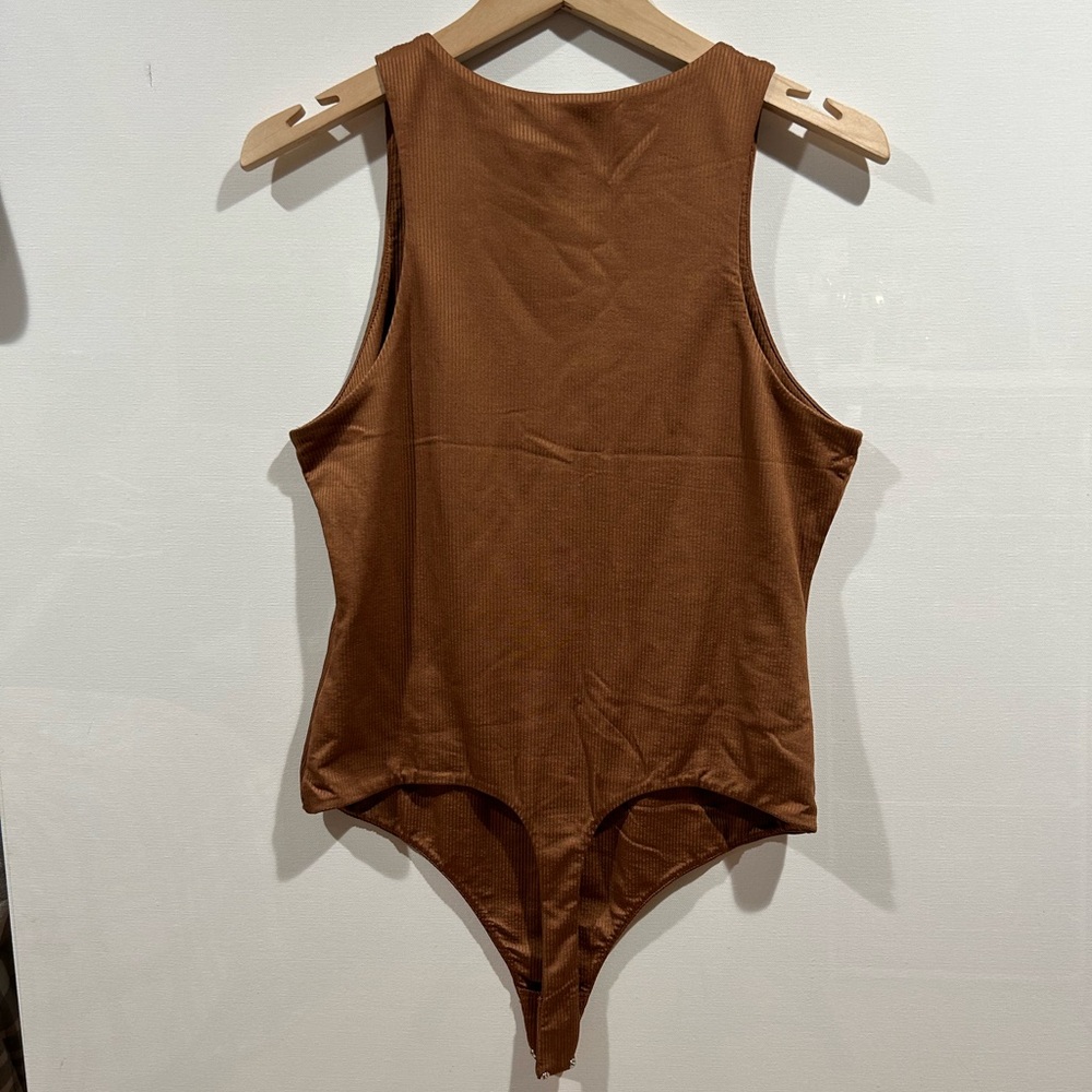BP Brown Ribbed Top - Picture 4 of 5